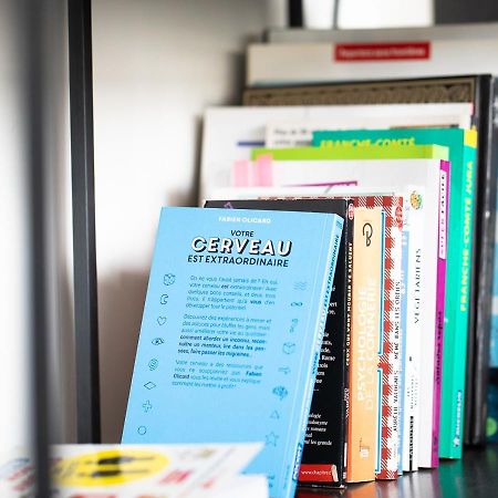Le Loft Horloger Avec Parking Apartment Besancon Luaran gambar